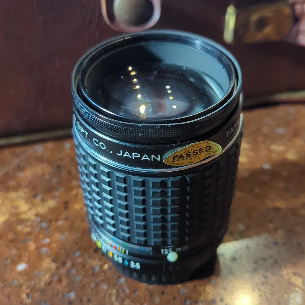 ASAHI PENTAX TAKUMAR (Bayonet) 1:2.5 135mm. 5537615 ASAHI Optical. Co Lens